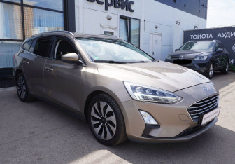 Подержанный автомобиль Ford Focus Wagon 2019 года (3 фото)