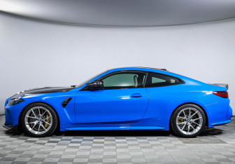 Подержанный автомобиль BMW M4 Coupe 2024 года (37 фото)