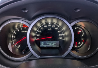 Подержанный автомобиль Suzuki Grand Vitara 2014 года (16 фото)