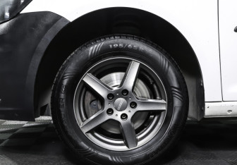 Подержанный автомобиль Volkswagen Caddy Compactvan 2020 года (23 фото)