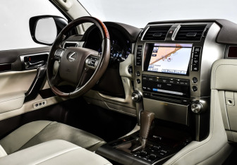 Подержанный автомобиль Lexus GX 2011 года (9 фото)