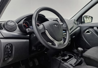 Подержанный автомобиль LADA (ВАЗ) Granta Sedan 2022 года (15 фото)