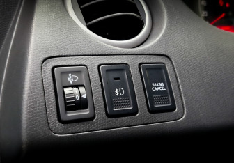 Подержанный автомобиль Suzuki Swift Hatchback 2007 года (26 фото)