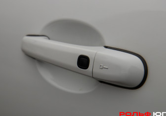 Подержанный автомобиль Jaguar XF Sedan 2014 года (25 фото)