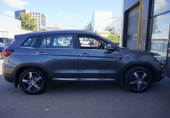 Подержанный автомобиль Changan CS75 2020 года (4 фото)