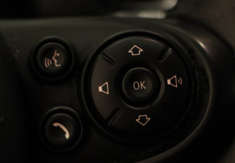 Подержанный автомобиль MINI Countryman 2020 года (22 фото)