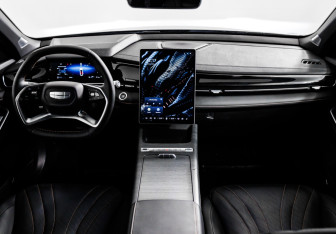 Подержанный автомобиль Geely Preface 2024 года (11 фото)