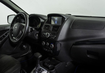 Подержанный автомобиль LADA (ВАЗ) Kalina Wagon 2014 года (9 фото)