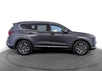 Подержанный автомобиль Hyundai Santa Fe 2021 года (4 фото)