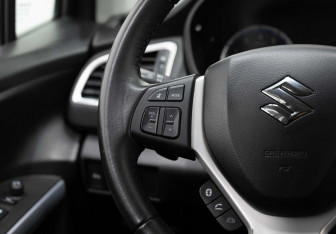 Подержанный автомобиль Suzuki SX4 Hatchback 2019 года (12 фото)