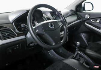 Подержанный автомобиль SsangYong Actyon 2016 года (8 фото)