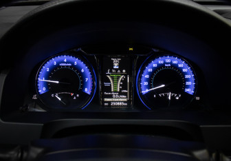 Подержанный автомобиль Toyota Camry Sedan 2015 года (13 фото)