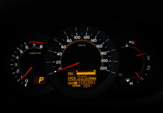 Подержанный автомобиль Toyota RAV4 2012 года (16 фото)