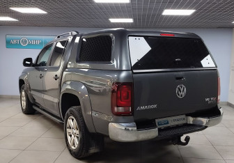 Подержанный автомобиль Volkswagen Amarok 2017 года (7 фото)