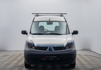 Подержанный автомобиль Renault Kangoo 2008 года (8 фото)