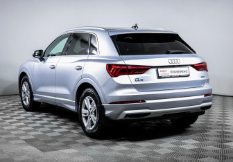 Подержанный автомобиль Audi Q3 2020 года (7 фото)