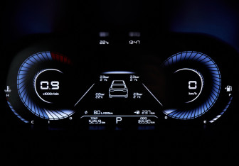 Подержанный автомобиль Geely Emgrand 2024 года (11 фото)