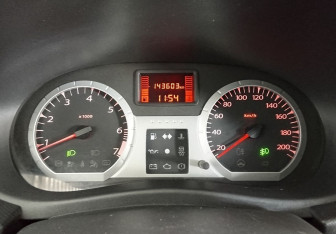 Подержанный автомобиль LADA (ВАЗ) Largus Wagon 2018 года (12 фото)