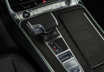 Подержанный автомобиль Audi A6 Sedan 2020 года (18 фото)