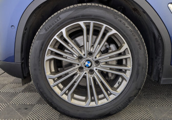 Подержанный автомобиль BMW X3 2018 года (12 фото)