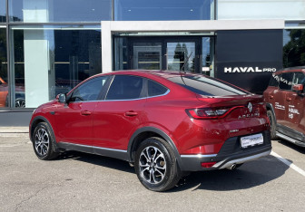 Подержанный автомобиль Renault Arkana 2019 года (7 фото)