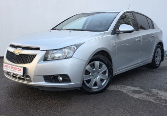 Подержанный автомобиль Chevrolet Cruze Hatchback 2012 года (1 фото)