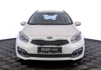 Подержанный автомобиль Kia Ceed Wagon 2018 года (2 фото)