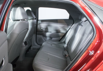 Подержанный автомобиль Hyundai Elantra Sedan 2021 года (12 фото)