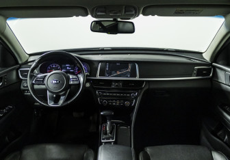 Подержанный автомобиль Kia Optima Sedan 2019 года (14 фото)