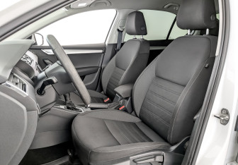 Подержанный автомобиль Skoda Octavia Liftback 2018 года (16 фото)