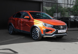 Подержанный автомобиль LADA (ВАЗ) Vesta Sedan 2023 года (3 фото)