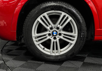 Подержанный автомобиль BMW X4 2015 года (8 фото)