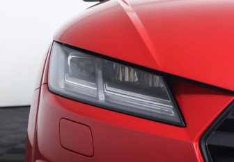 Подержанный автомобиль Audi TT Coupe 2016 года (19 фото)
