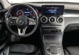 Подержанный автомобиль Mercedes-Benz GLC Coupe 2020 года (12 фото)