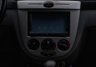 Подержанный автомобиль Chevrolet Lacetti Hatchback 2008 года (14 фото)