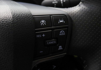 Подержанный автомобиль Toyota Camry Sedan 2025 года (14 фото)