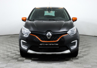 Подержанный автомобиль Renault Kaptur 2017 года (2 фото)