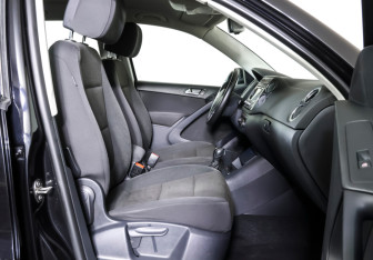 Подержанный автомобиль Volkswagen Tiguan 2013 года (10 фото)