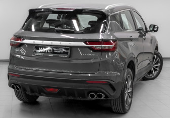 Подержанный автомобиль Geely Coolray 2022 года (5 фото)
