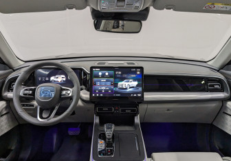 Новый GAC GS8 2025 (10 фото)