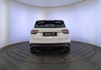 Подержанный автомобиль Geely Coolray 2023 года (6 фото)