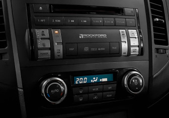 Подержанный автомобиль Mitsubishi Pajero 2007 года (14 фото)