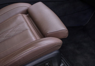 Подержанный автомобиль BMW X7 2021 года (11 фото)