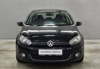 Подержанный автомобиль Volkswagen Golf Hatchback 2011 года (2 фото)