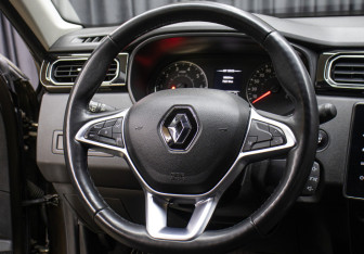 Подержанный автомобиль Renault Arkana 2019 года (17 фото)