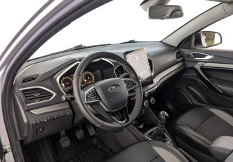 Подержанный автомобиль LADA (ВАЗ) Vesta Sedan 2025 года (15 фото)