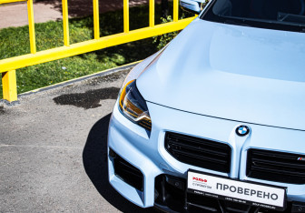 Подержанный автомобиль BMW M2 2023 года (17 фото)