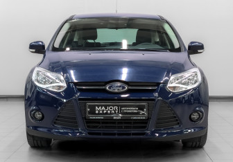 Подержанный автомобиль Ford Focus Hatchback 2013 года (2 фото)
