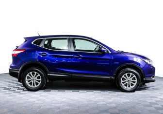 Подержанный автомобиль Nissan Qashqai 2014 года (4 фото)