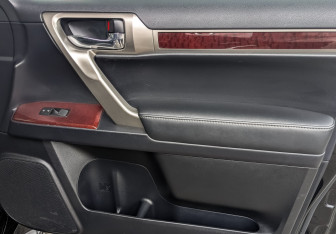 Подержанный автомобиль Lexus GX 2018 года (24 фото)